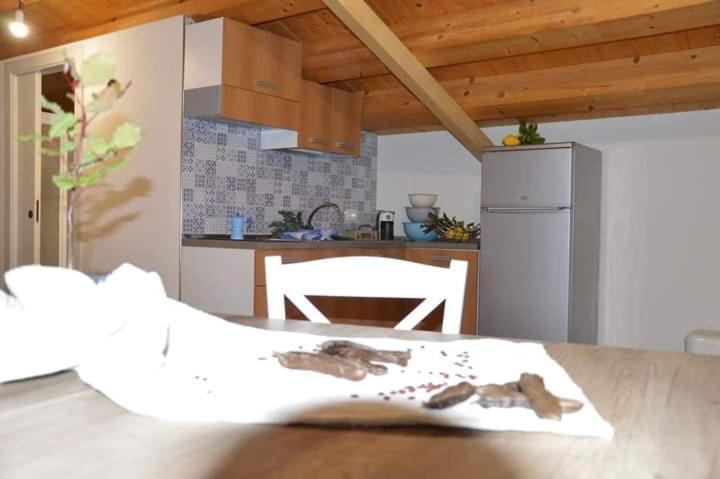 Il Carrubo Holiday House ชิคลี ภายนอก รูปภาพ